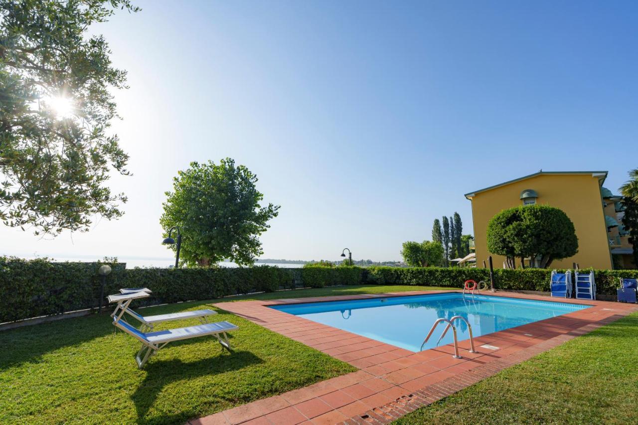 Lake Apartment Primea Sirmione Zewnętrze zdjęcie